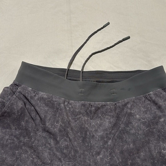 Lululemon T.H.E. 9” Short - Picture 2 of 5